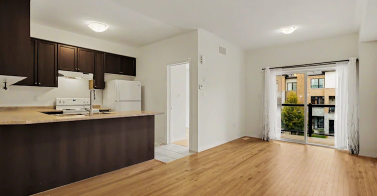 251 Vivant Street, Newmarket, ON, L3X 0K9 - 6
