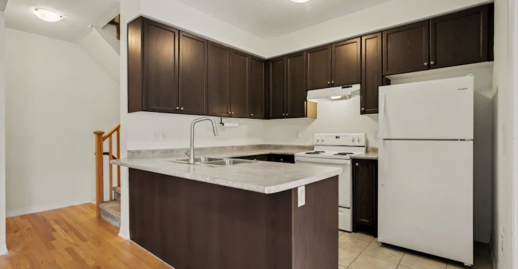 251 Vivant Street, Newmarket, ON, L3X 0K9 - 7
