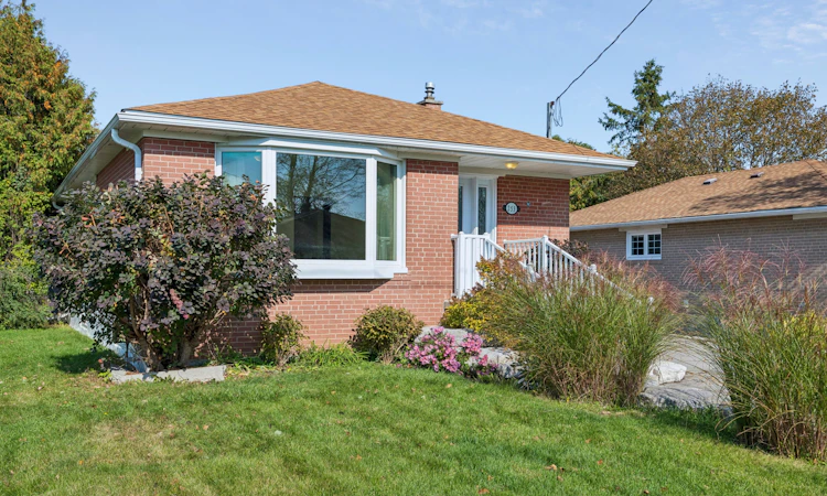 253 Silverbirch Drive