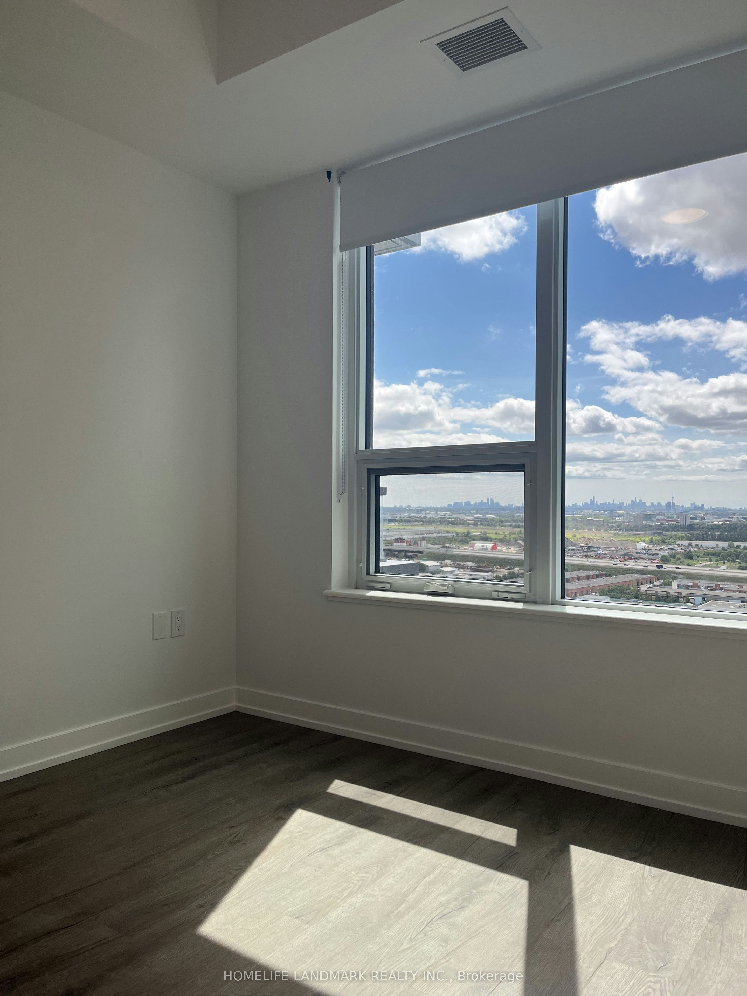 Tower A 2406-2851 Highway 7 Road, Vaughan, ON, L4K 1W2 - 16