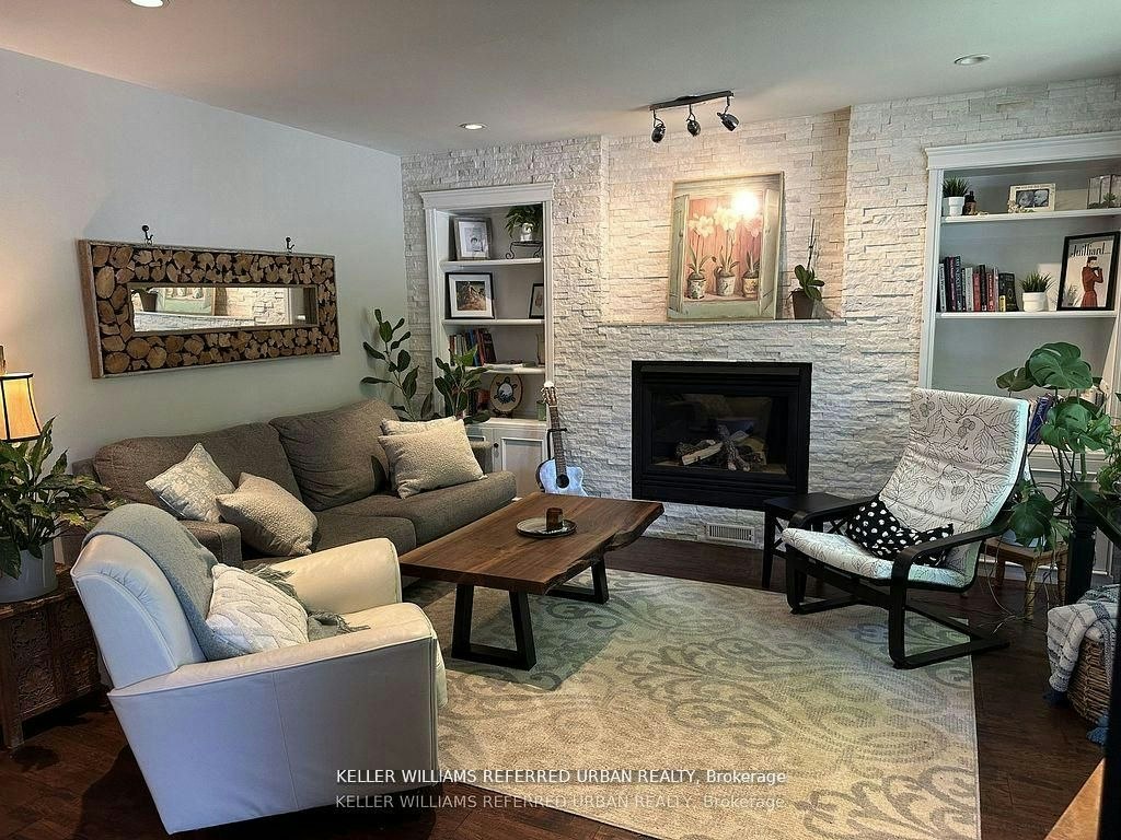 Main-30 Collins Crescent, Aurora, ON, L4G 2W2 - 3