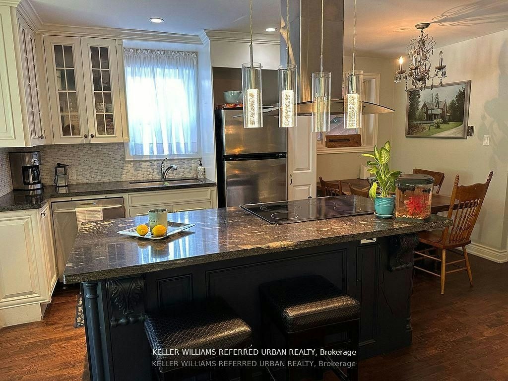 Main-30 Collins Crescent, Aurora, ON, L4G 2W2 - 5