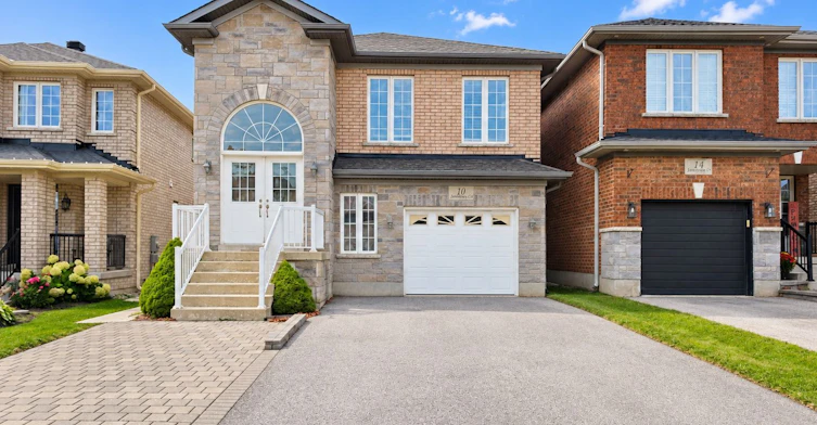 Main Fl-10 Armstrong Crescent, Bradford West Gwillimbury, ON, L3Z 2B5