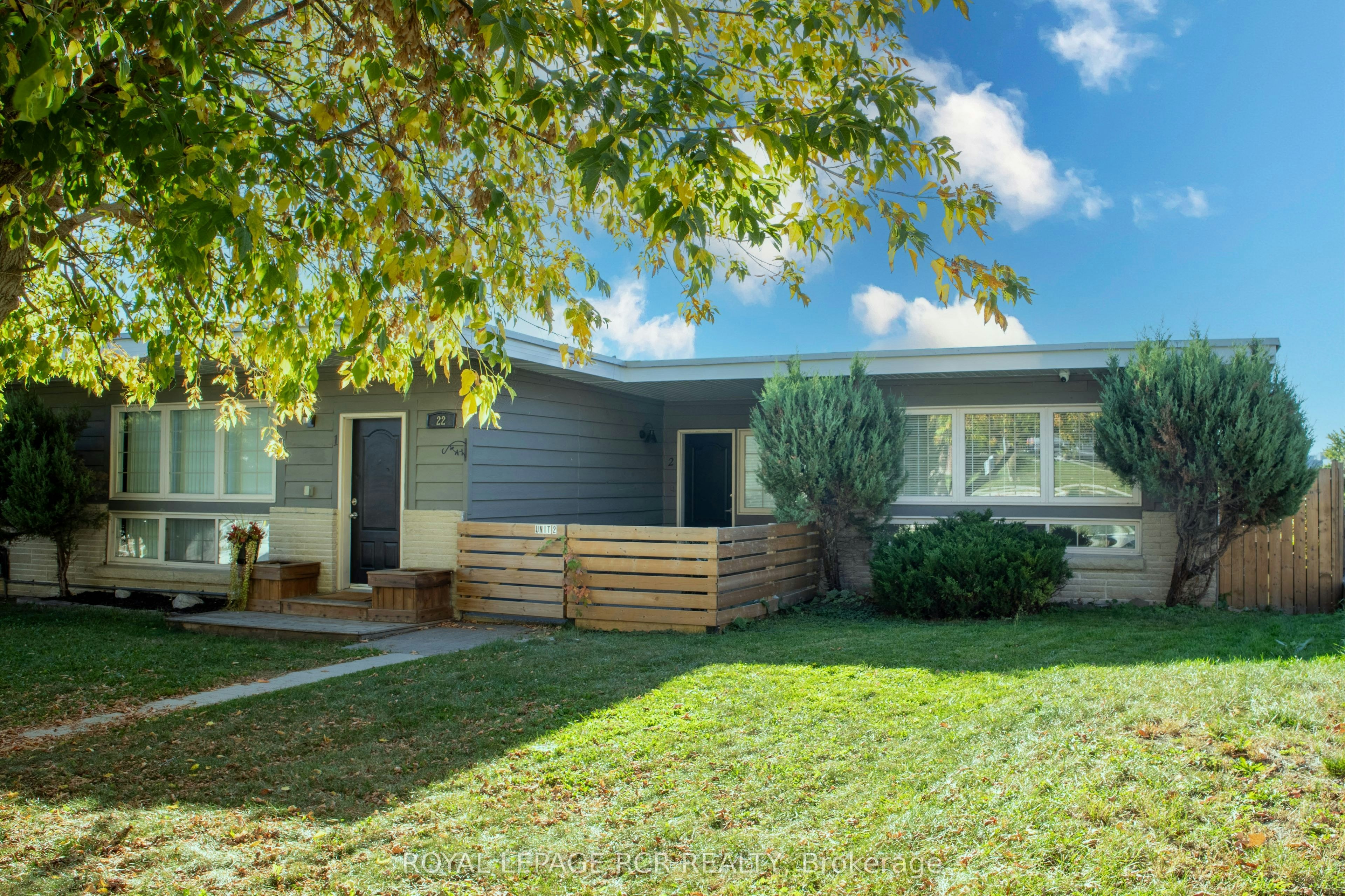 2-22 Centre Street, Bradford West Gwillimbury, ON, L3Z 2B7 - 11