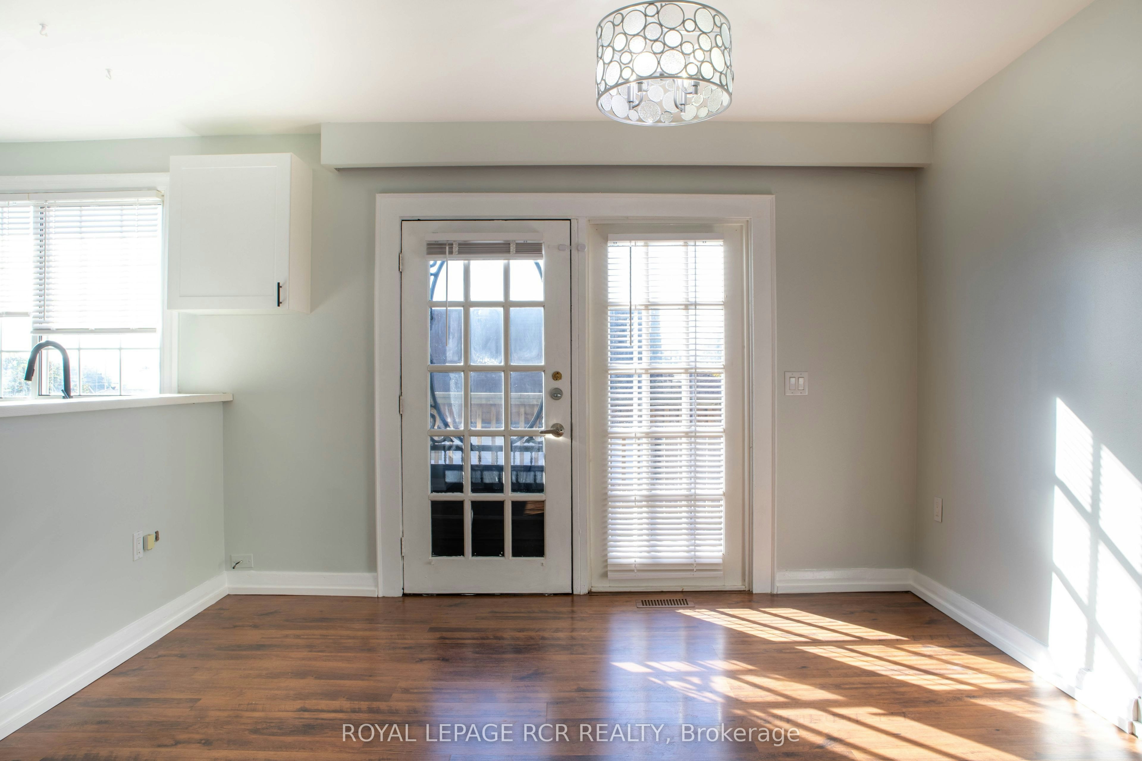 2-22 Centre Street, Bradford West Gwillimbury, ON, L3Z 2B7 - 8