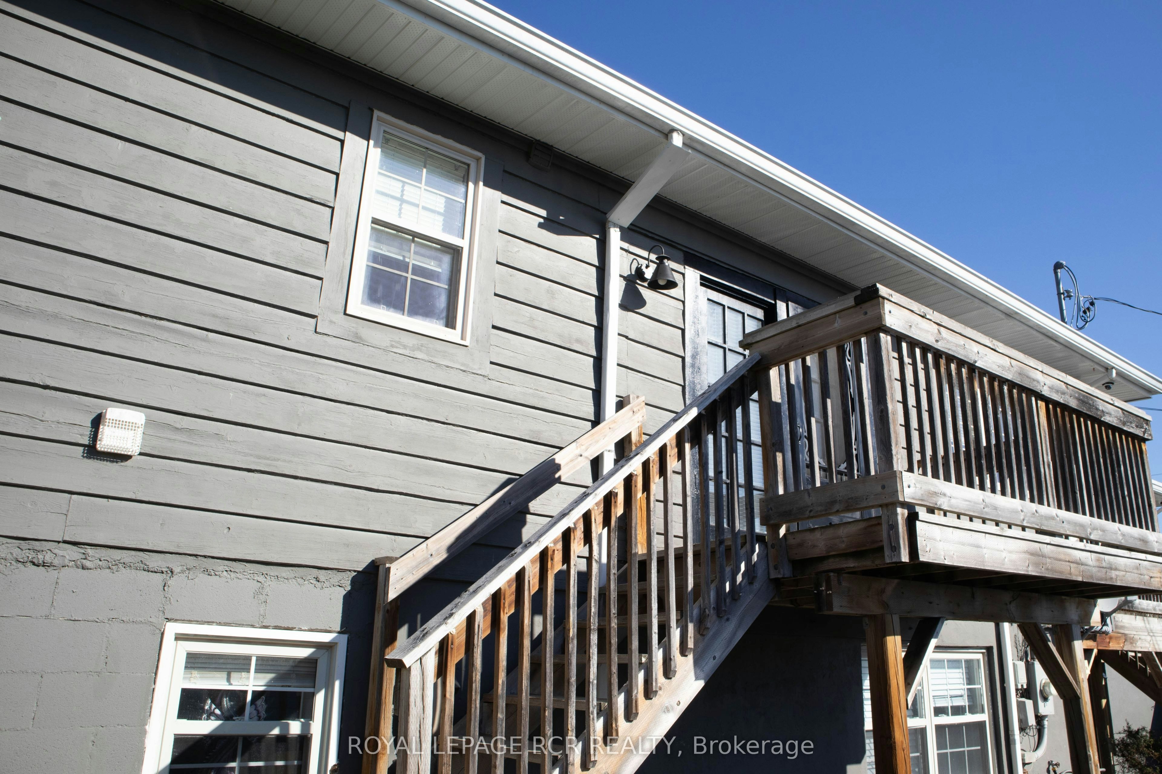 2-22 Centre Street, Bradford West Gwillimbury, ON, L3Z 2B7 - 10