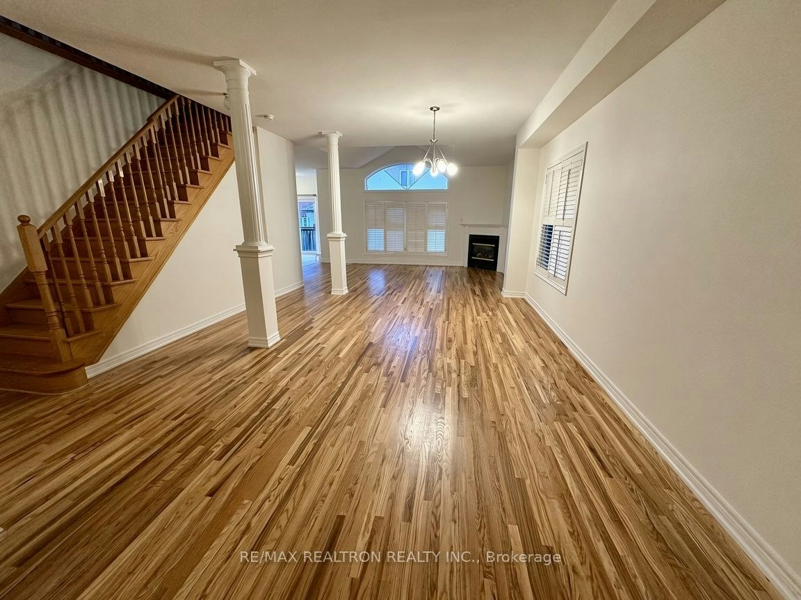 186 Silver Linden Drive, Richmond Hill, ON, L4B 4G6 - 2