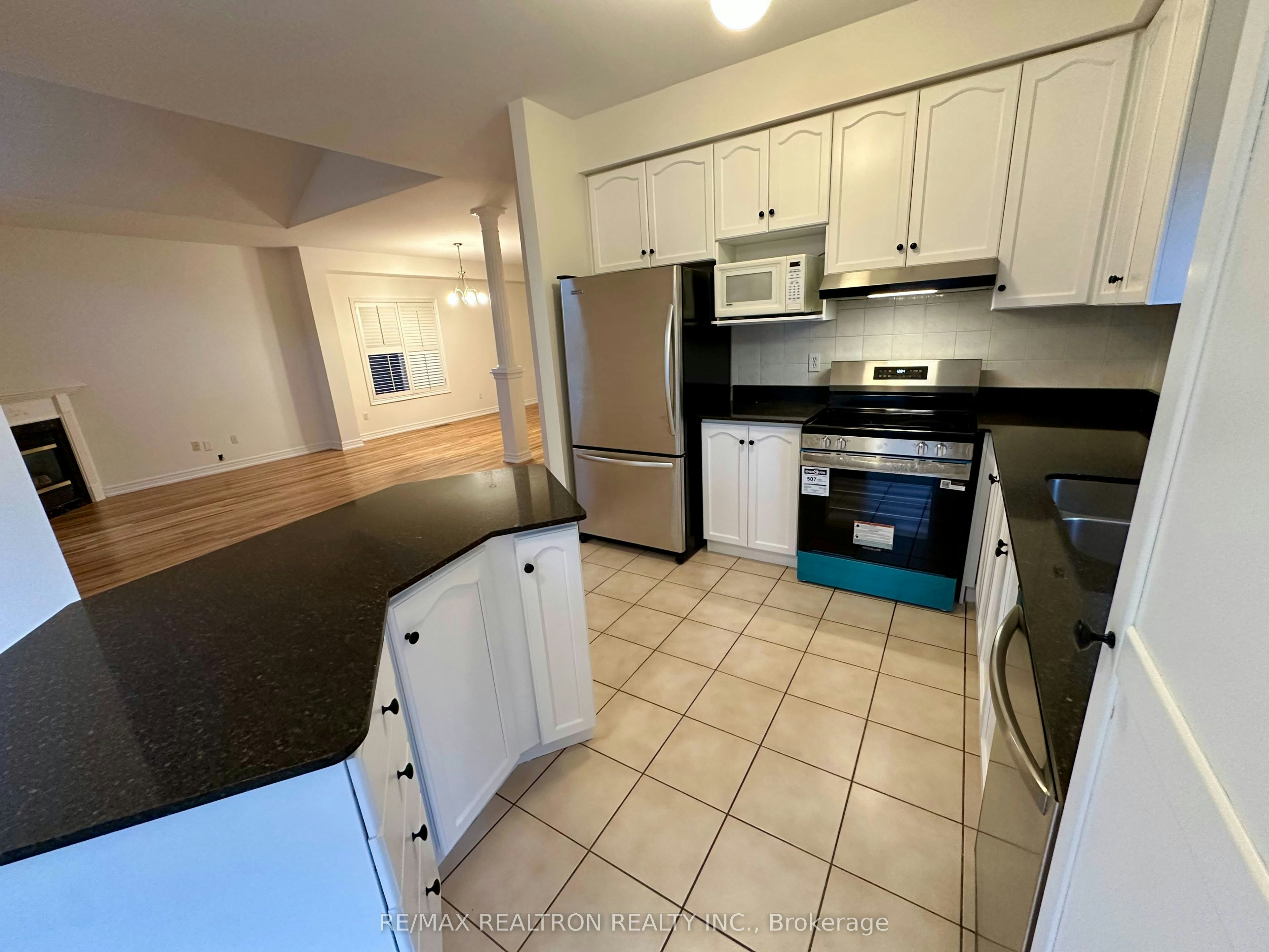 186 Silver Linden Drive, Richmond Hill, ON, L4B 4G6 - 7