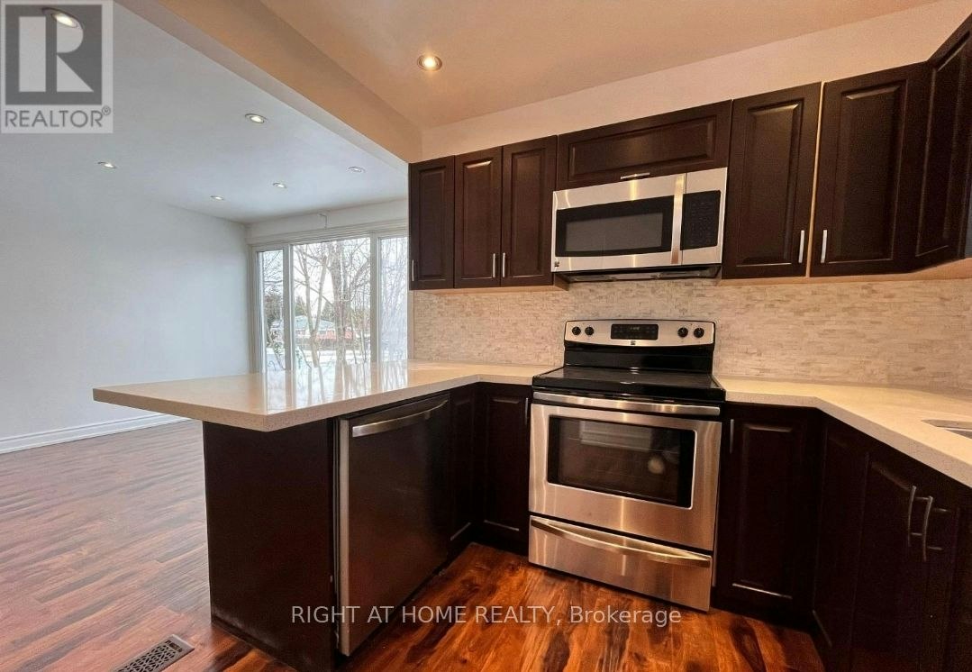 Upper-195 Taylor Mills Drive N, Richmond Hill, ON, L4C 2T5 - 8