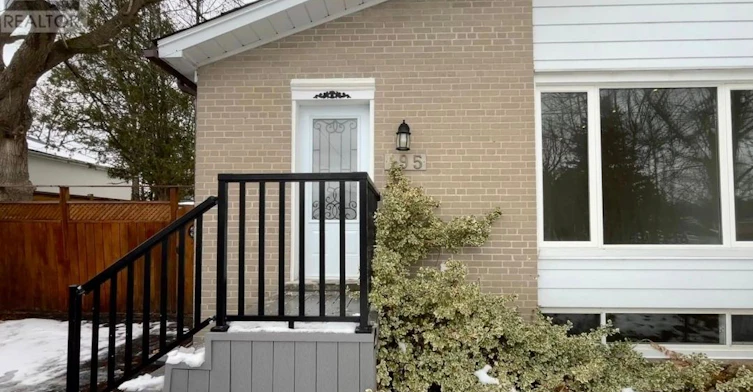 Upper-195 Taylor Mills Drive N, Richmond Hill, ON, L4C 2T5 - 2