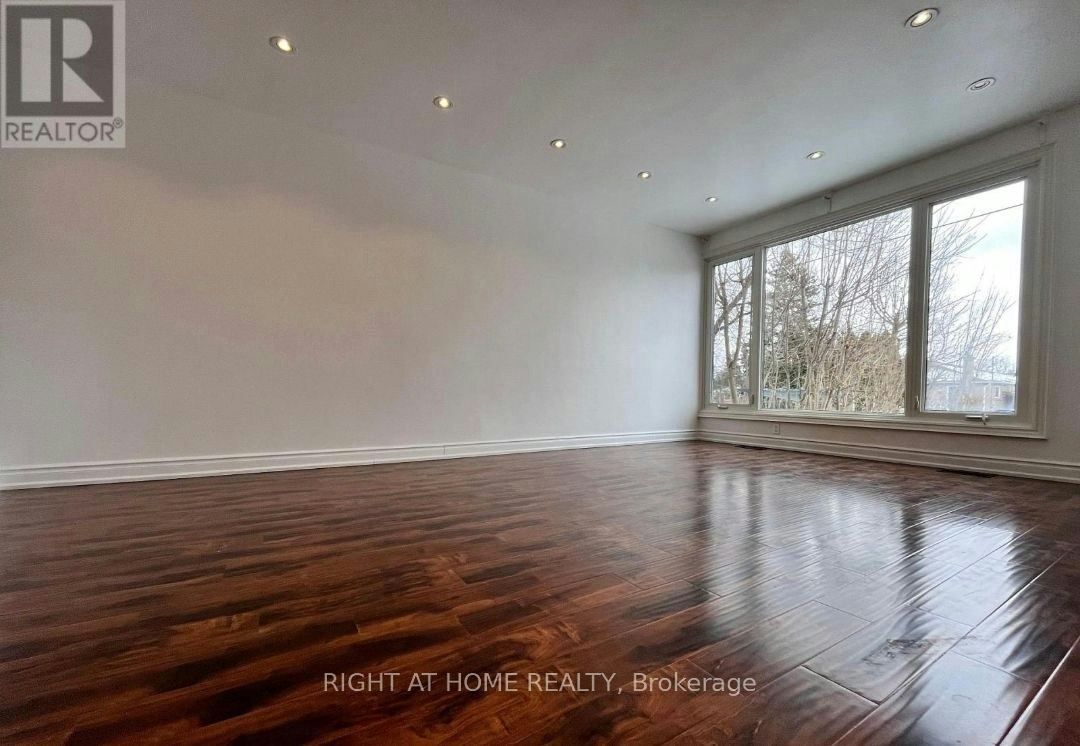 Upper-195 Taylor Mills Drive N, Richmond Hill, ON, L4C 2T5 - 4