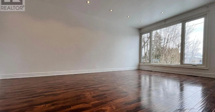 Upper-195 Taylor Mills Drive N, Richmond Hill, ON, L4C 2T5 - 4