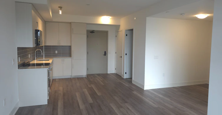 419-2075 King Road, King, ON, L7B 0R6 - 6