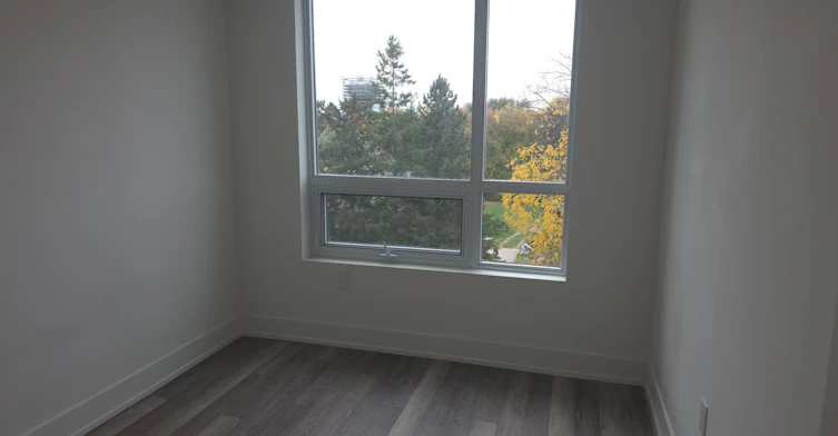 419-2075 King Road, King, ON, L7B 0R6 - 12