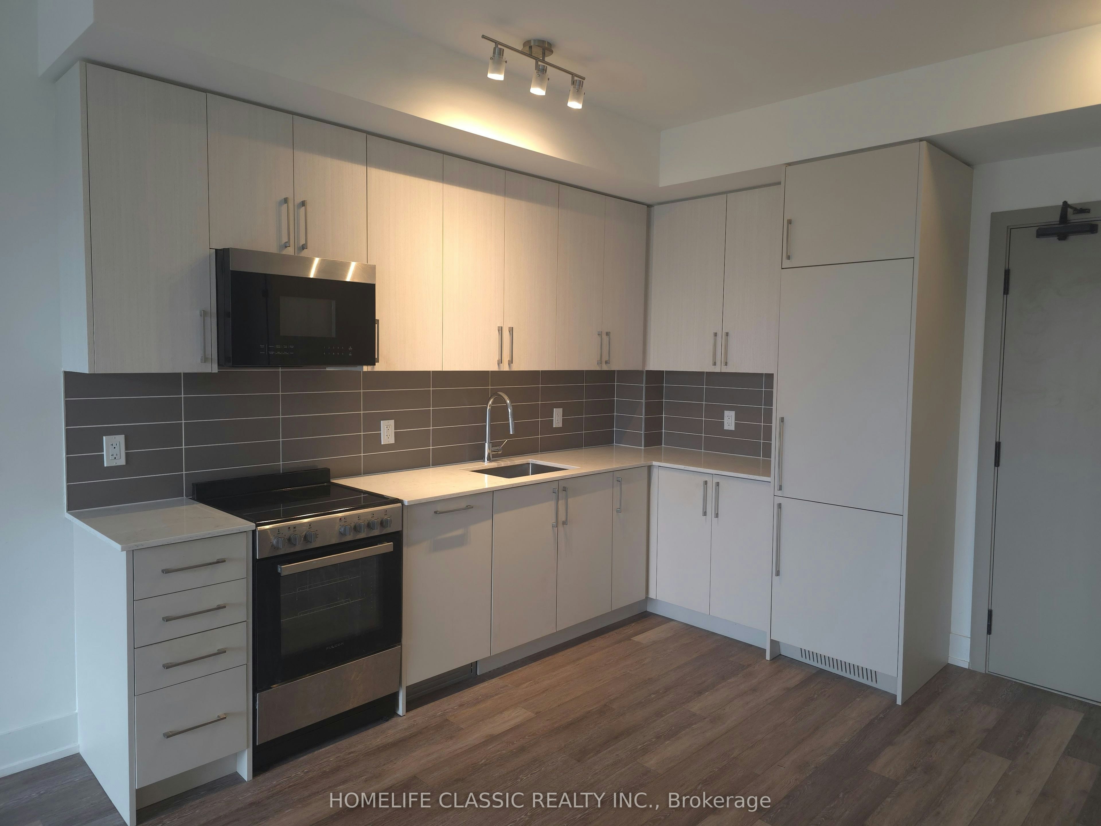 419-2075 King Road, King, ON, L7B 0R6 - 3