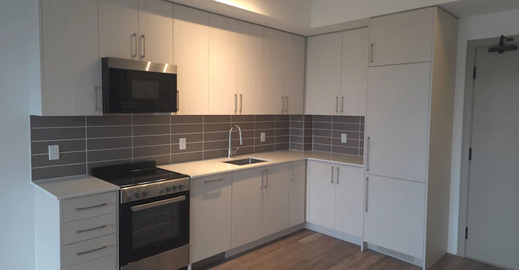 419-2075 King Road, King, ON, L7B 0R6 - 3