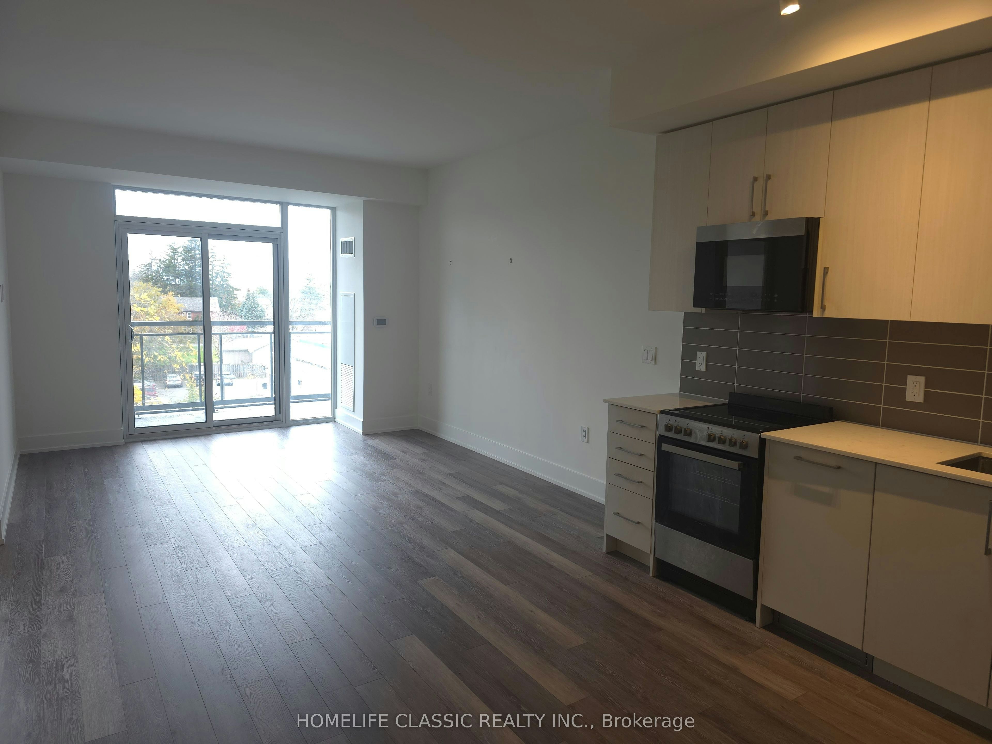 419-2075 King Road, King, ON, L7B 0R6 - 4