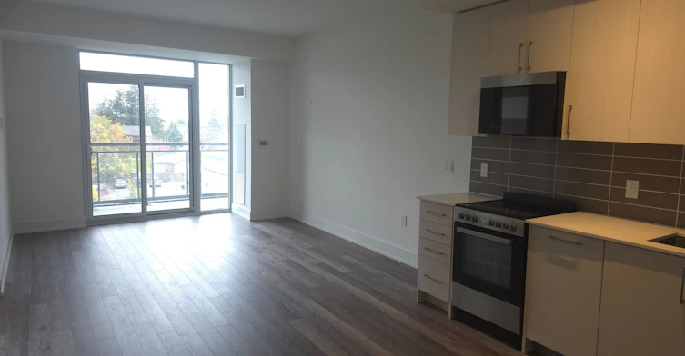 419-2075 King Road, King, ON, L7B 0R6 - 4