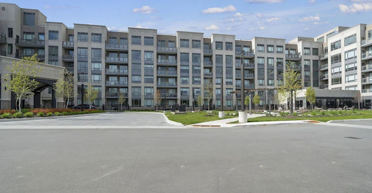 419-2075 King Road, King, ON, L7B 0R6 - 22