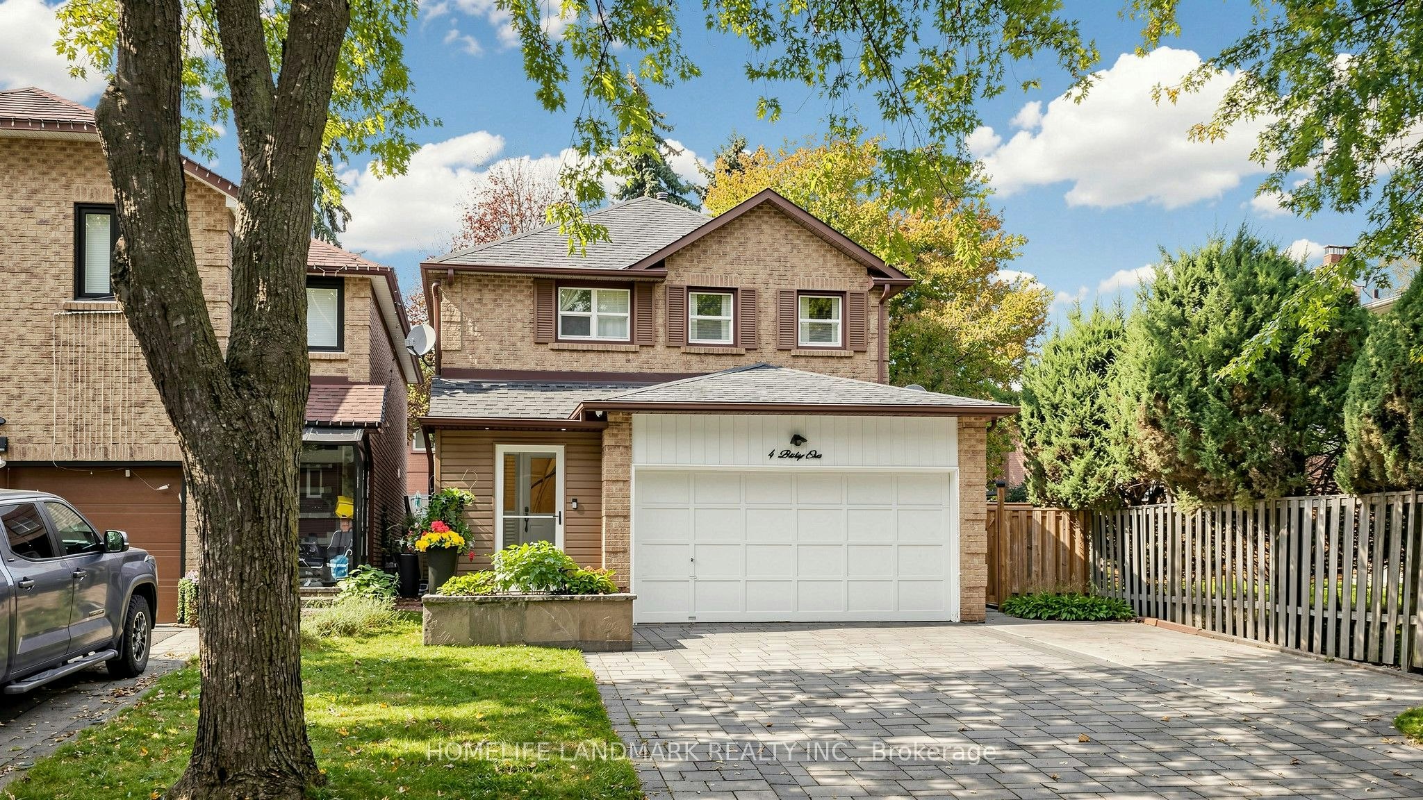 4 Bishop Crescent, Markham, ON, L3P 4N6