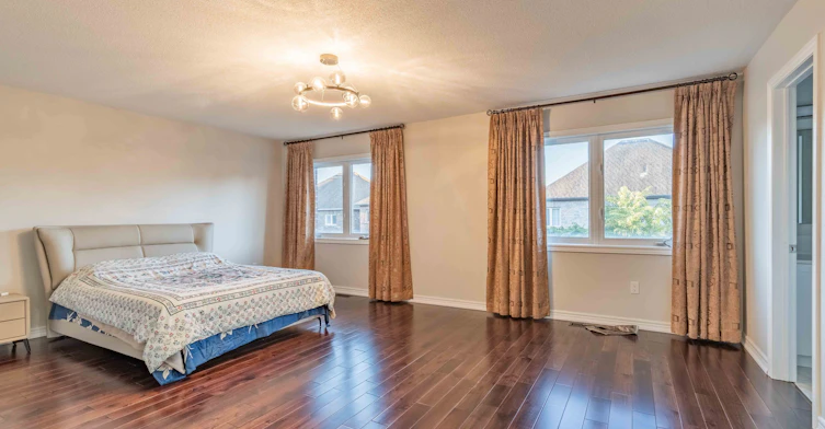 98 Thornhill Ravines Crescent, Vaughan, ON, L6A 4J8 - 10