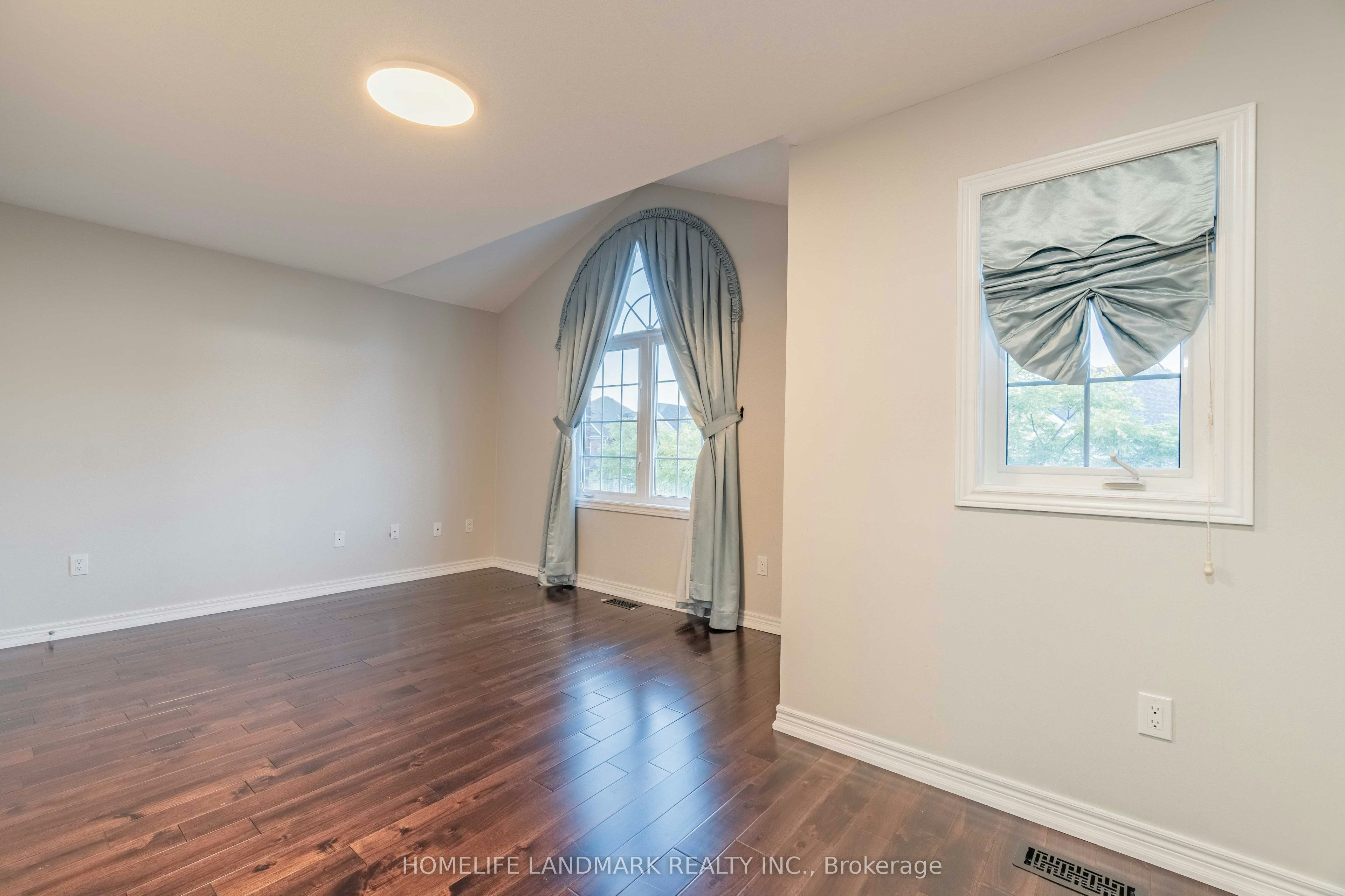 98 Thornhill Ravines Crescent, Vaughan, ON, L6A 4J8 - 17