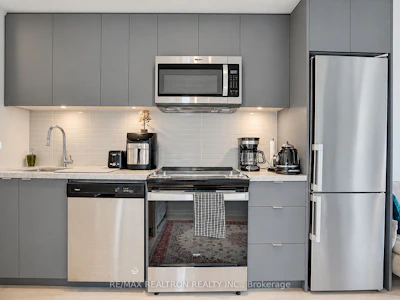 202W-3 Rosewater Street - 4
