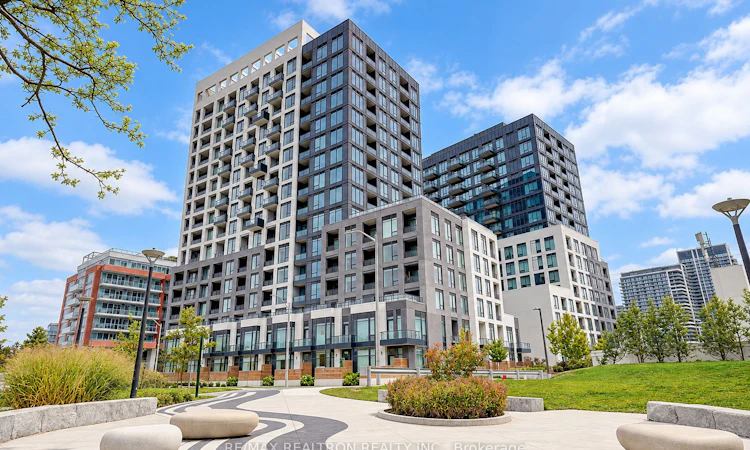 202W-3 Rosewater Street