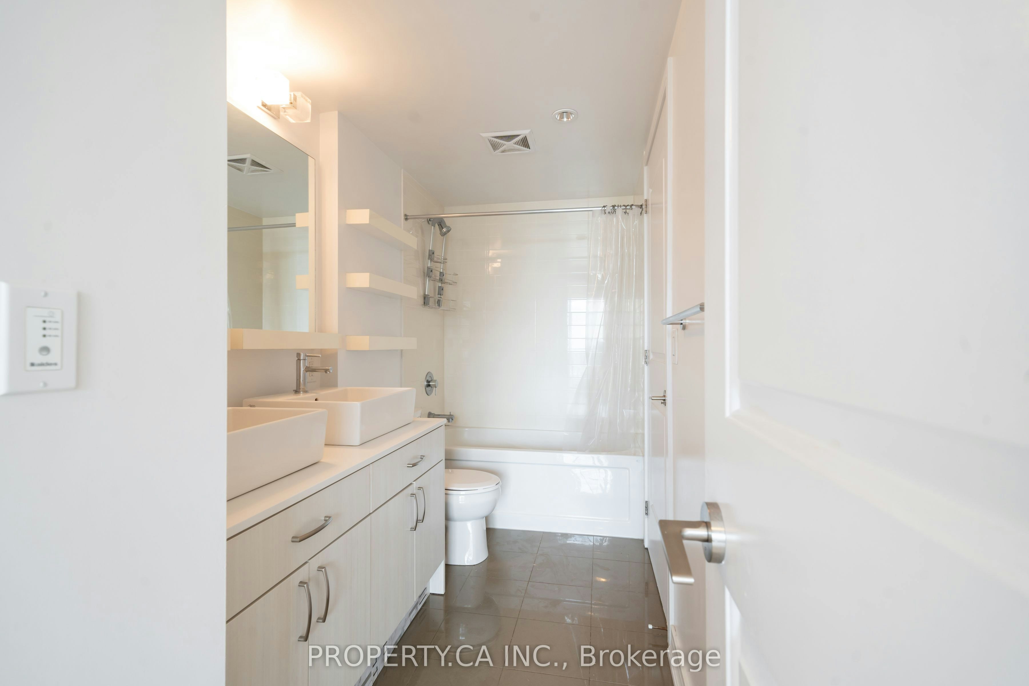 1210-9205 Yonge Street S, Richmond Hill, ON, L4C 1V5 - 12
