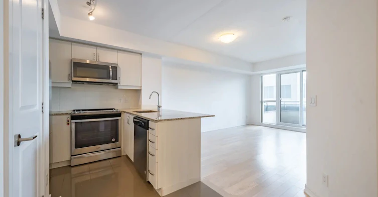 1210-9205 Yonge Street S, Richmond Hill, ON, L4C 1V5 - 4