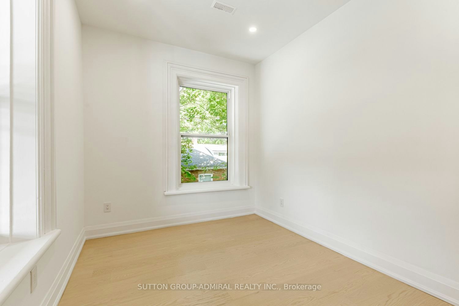 1-457 D'arcy Street, Newmarket, ON, L3Y 1M9 - 23