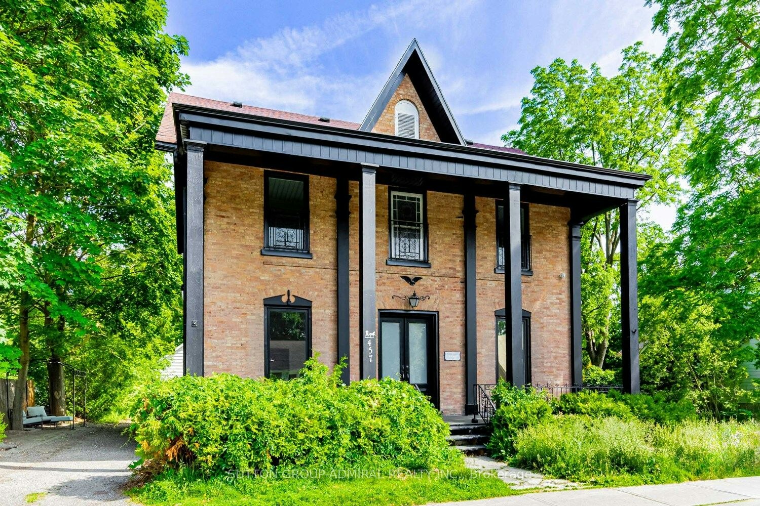 1-457 D'arcy Street, Newmarket, ON, L3Y 1M9