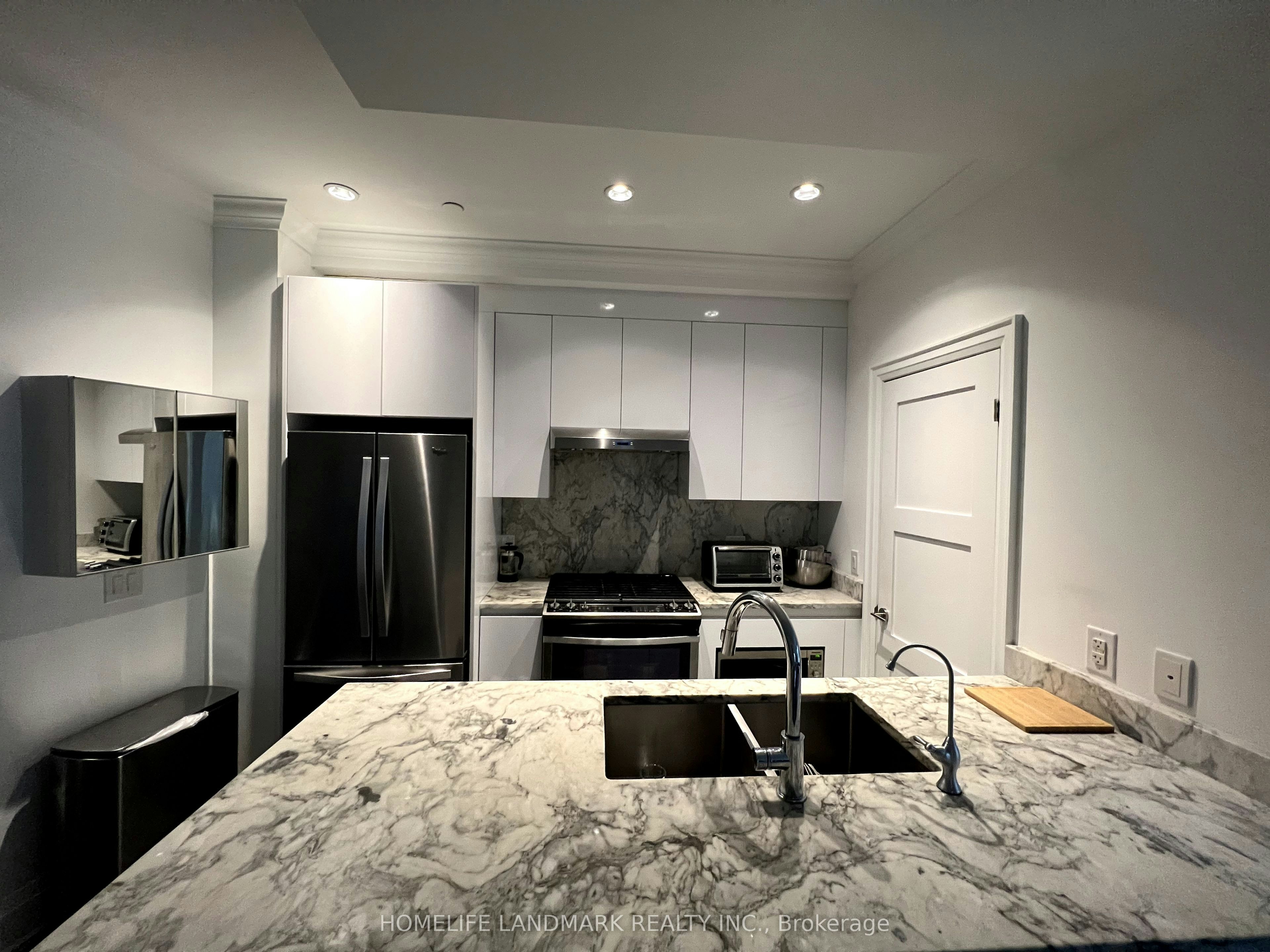 211-10360 Islington Avenue, Vaughan, ON, L0J 1C0 - 5