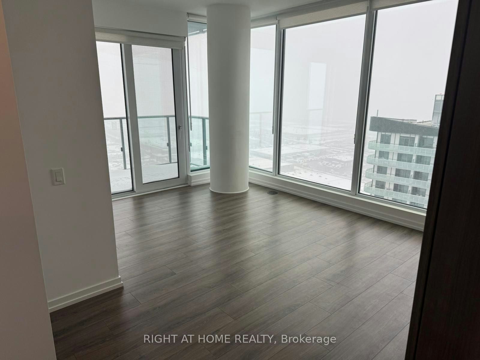 4209-7890 Jane Street, Vaughan, ON, L4K 0K9 - 7