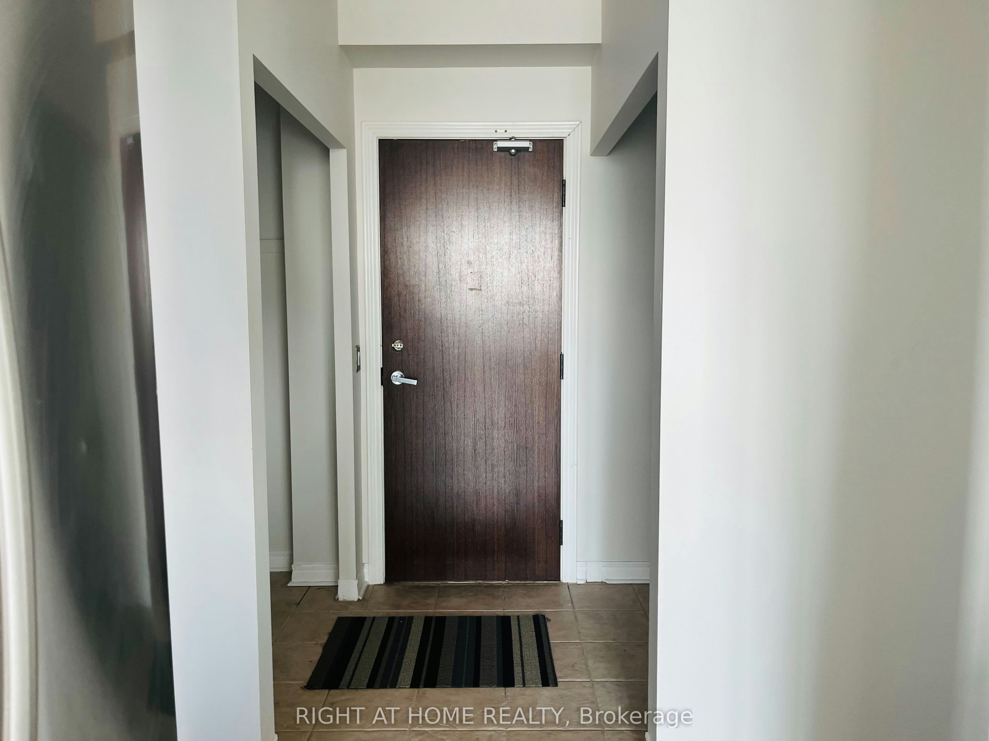 LPH209-15 North Park Road, Vaughan, ON, L4J 0A1 - 13