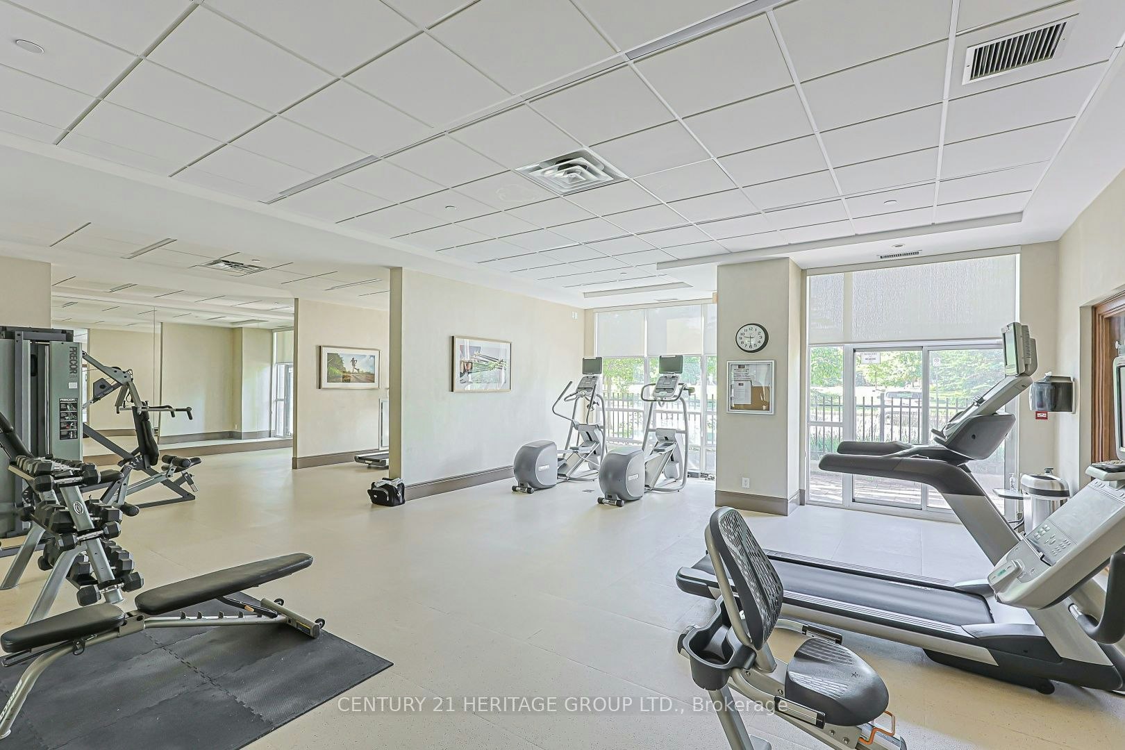 210-111 Civic Square Gate, Aurora, ON, L4G 0S6 - 34