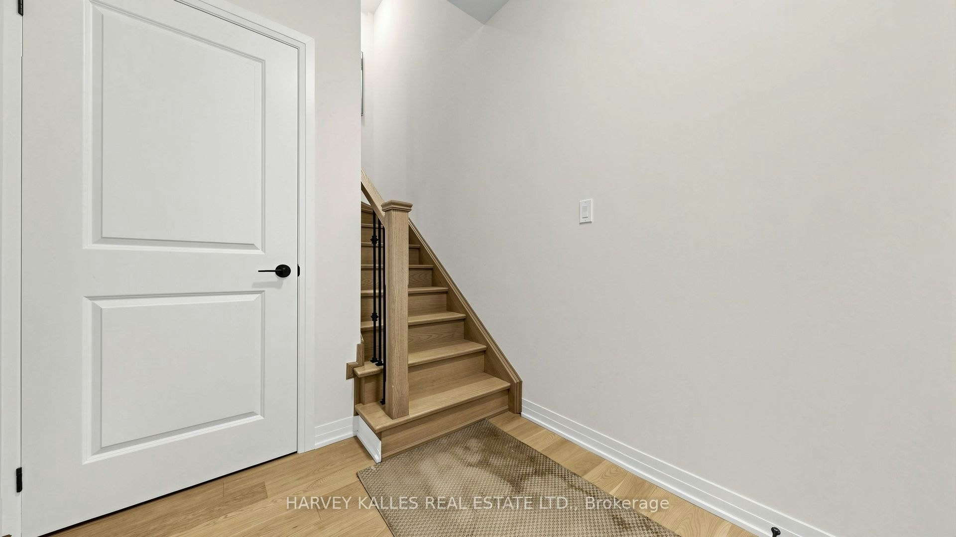 44 De La Roche Drive, Vaughan, ON, L4H 5G4 - 43