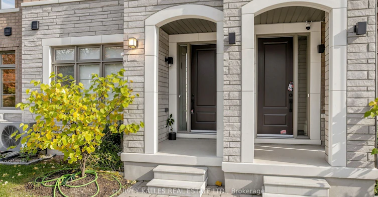 44 De La Roche Drive, Vaughan, ON, L4H 5G4 - 5
