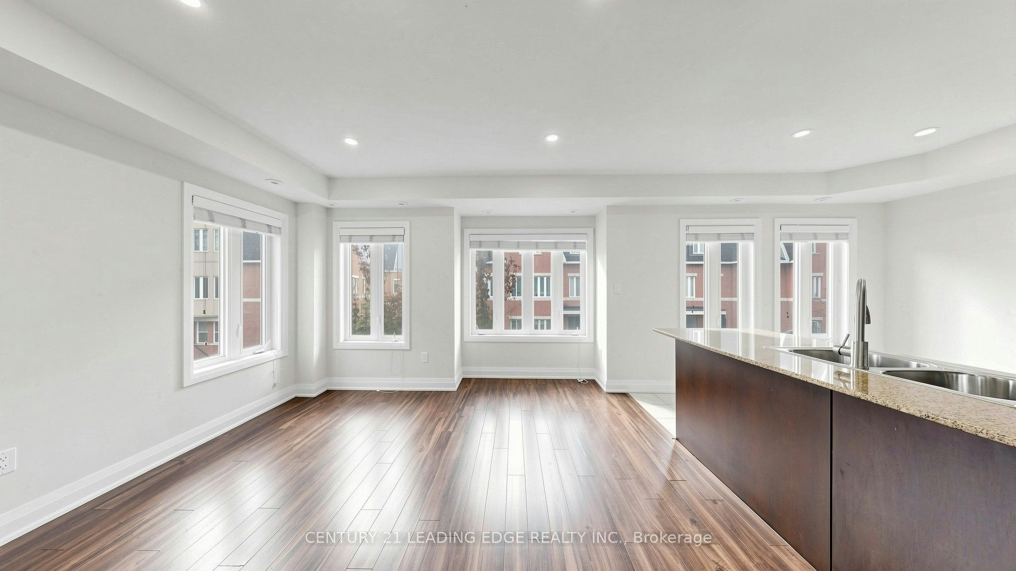 202-320 John Street, Markham, ON, L3T 0B1 - 5