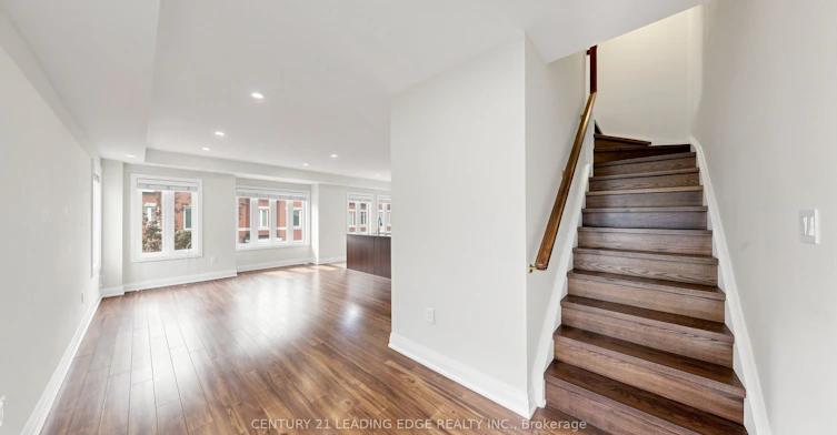 202-320 John Street, Markham, ON, L3T 0B1 - 22