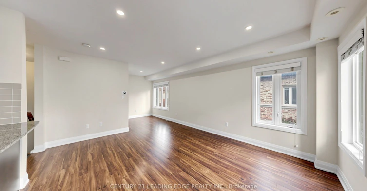 202-320 John Street, Markham, ON, L3T 0B1 - 9