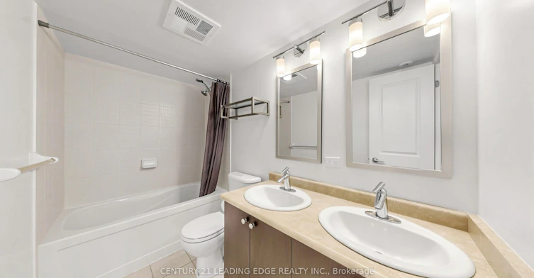 202-320 John Street, Markham, ON, L3T 0B1 - 43