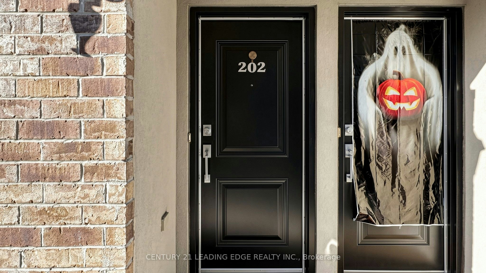 202-320 John Street, Markham, ON, L3T 0B1 - 4