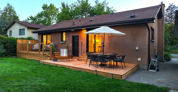 45 William Street, King, ON, L7B 1L1 - 2