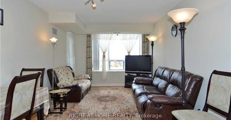809-330 Red Maple Road, Richmond Hill, ON, L4C 0T6 - 10