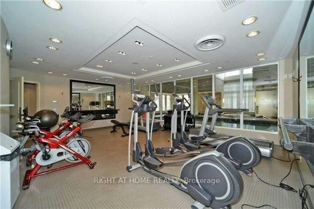 809-330 Red Maple Road, Richmond Hill, ON, L4C 0T6 - 3