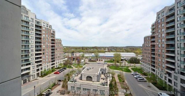 809-330 Red Maple Road, Richmond Hill, ON, L4C 0T6 - 4
