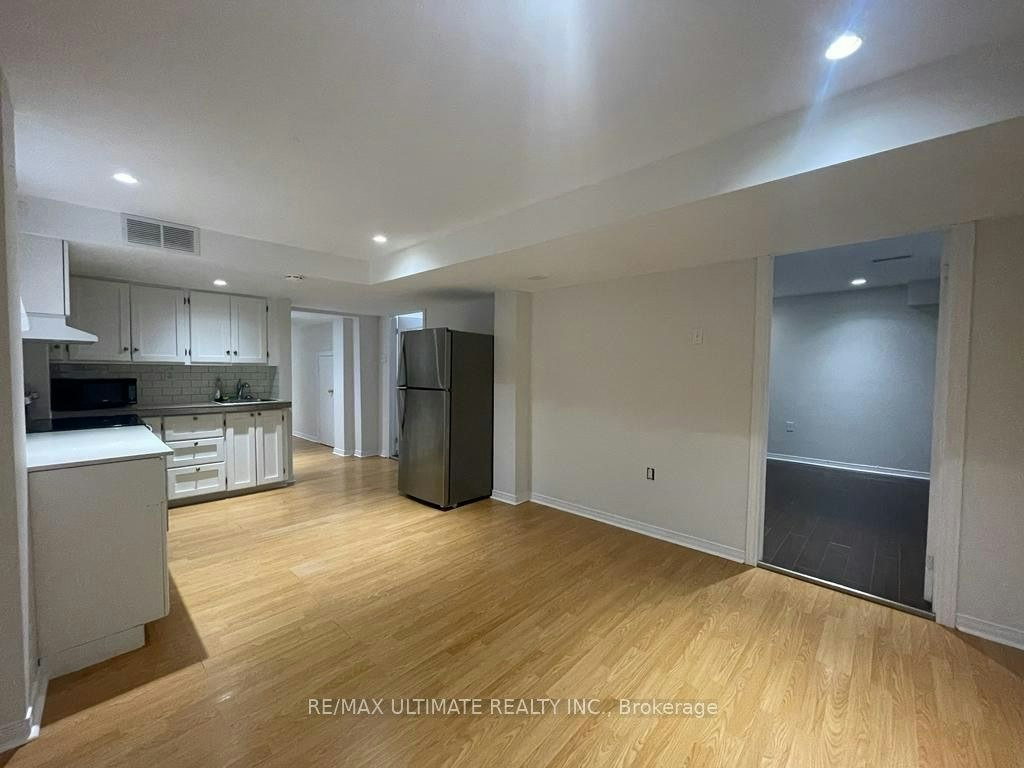 101 Convoy Crescent, Vaughan, ON, L6A 3H3 - 2