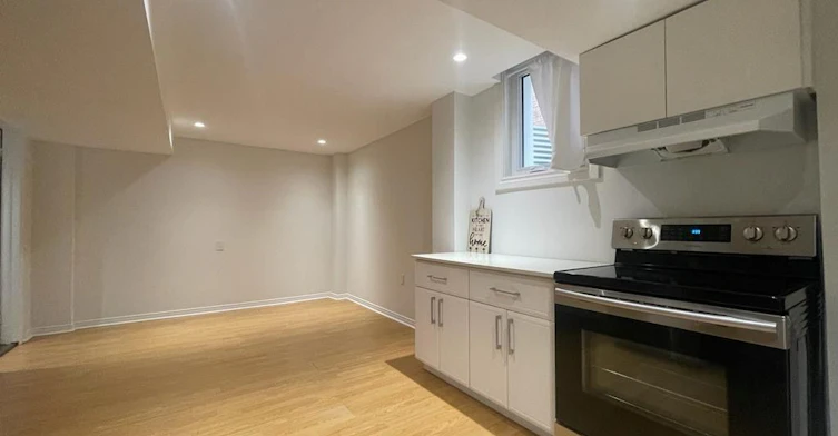 101 Convoy Crescent, Vaughan, ON, L6A 3H3 - 8
