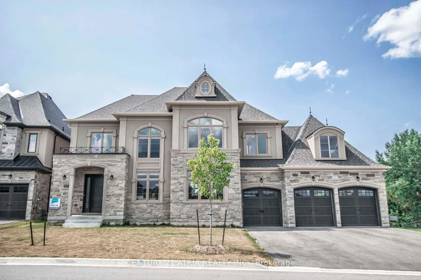 122 Burns Boulevard, King, ON, L7B 0M2